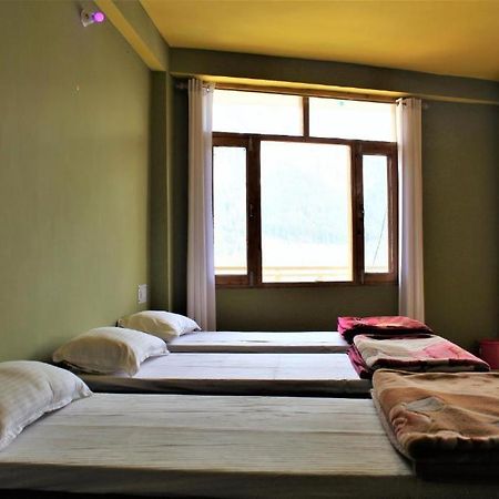 Upclimb Longstay For Bus Or Taxi Only Guests Manāli Exteriör bild