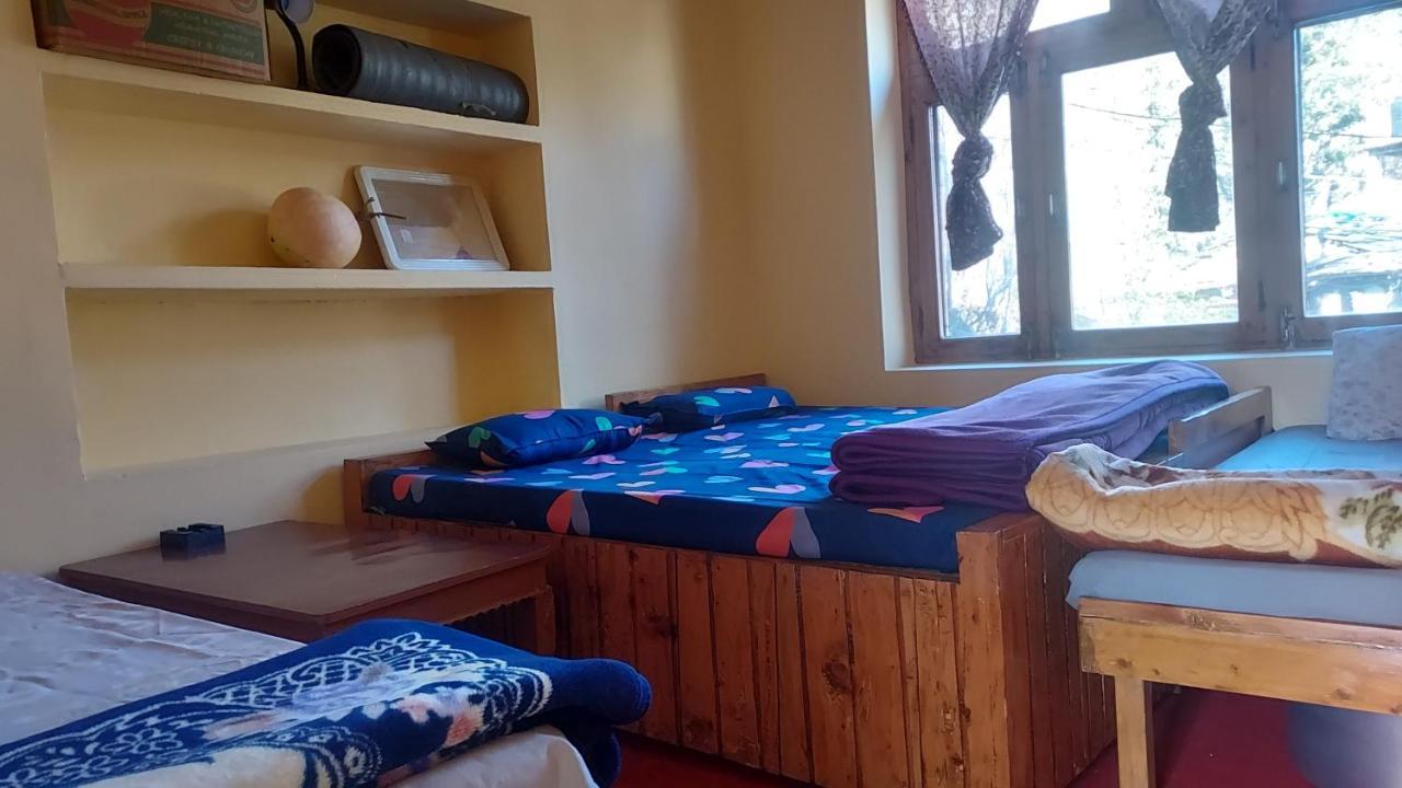 Upclimb Longstay For Bus Or Taxi Only Guests Manāli Exteriör bild